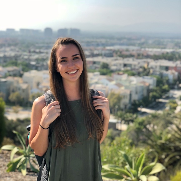 Meet your Posher, Bre - Picture 2 of 2